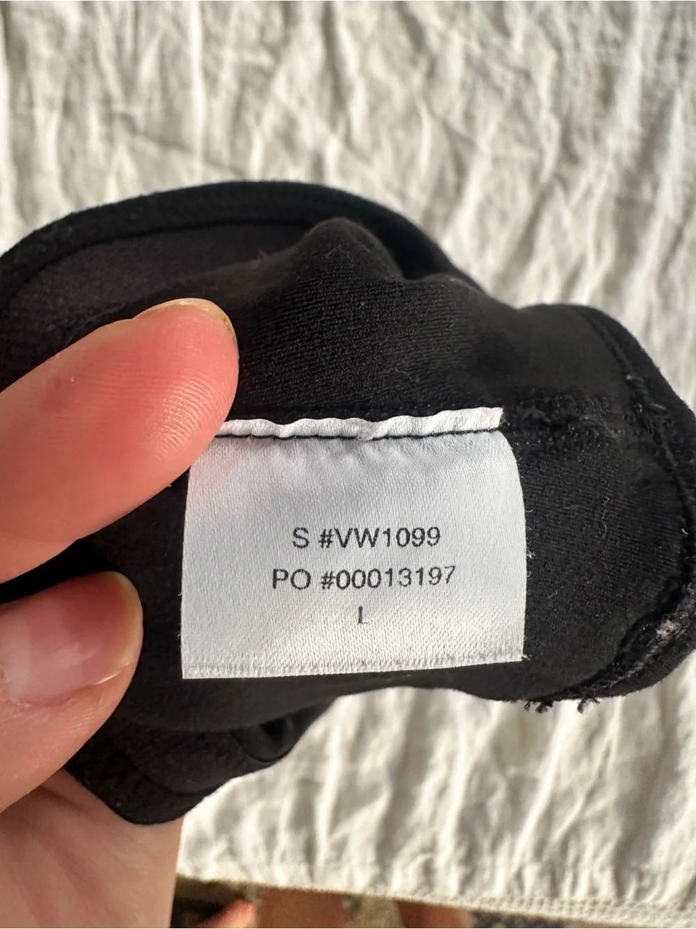Vuori All The Feels Black Sports Bra sz L